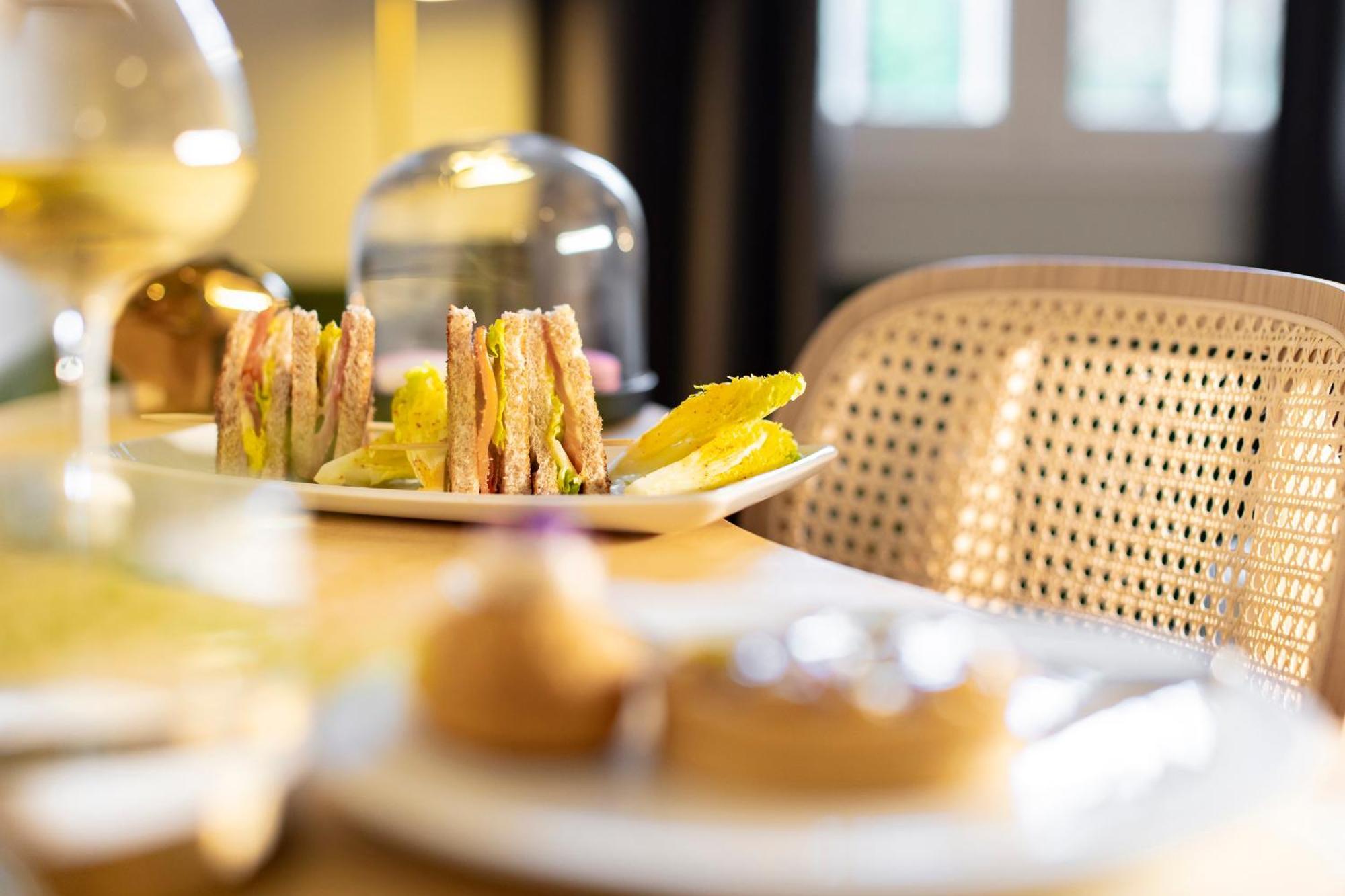 Hostellerie Briqueterie & Spa Champagne Vinay  Dış mekan fotoğraf A typical breakfast